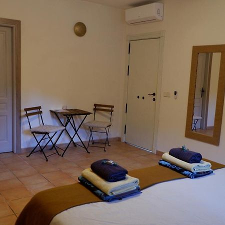 Vegan Guesthouse Finca Pereila Коін Екстер'єр фото