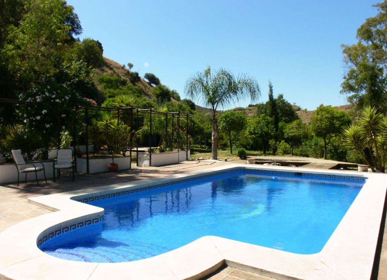 Vegan Guesthouse Finca Pereila Коін Екстер'єр фото