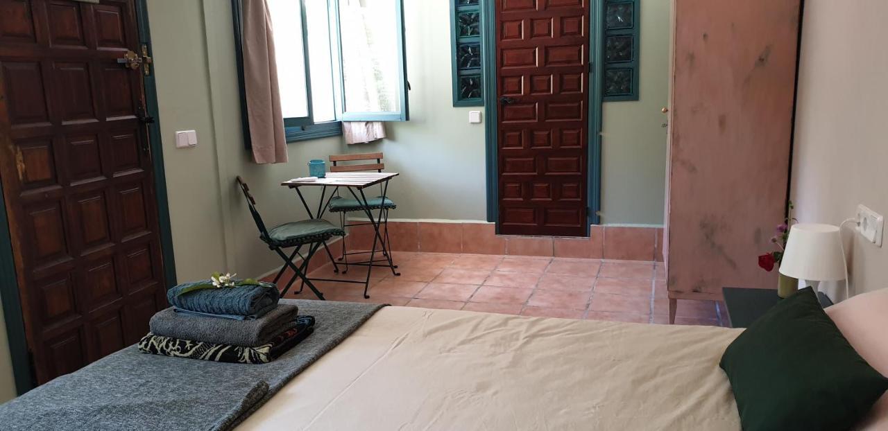 Vegan Guesthouse Finca Pereila Коін Екстер'єр фото