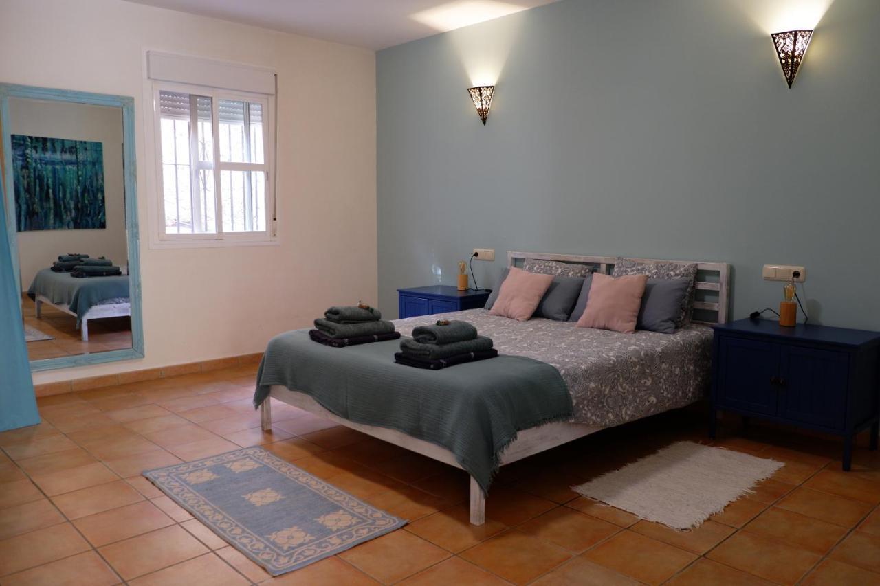 Vegan Guesthouse Finca Pereila Коін Екстер'єр фото